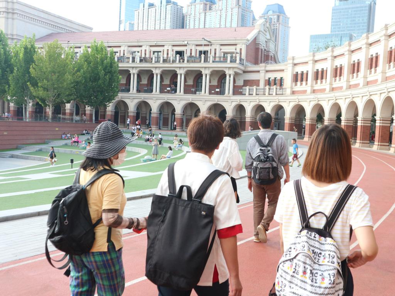 Declining personality - intellectual dependency - chinese intellectual