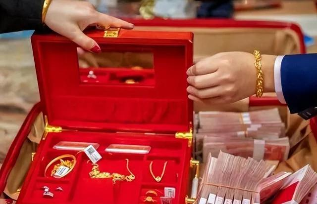 What is an intellectual family