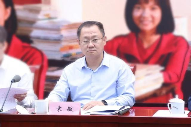 News broadcast in huamong county, liang city, yunnan province