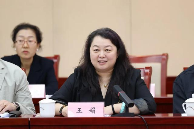 News broadcast in huamong county, liang city, yunnan province