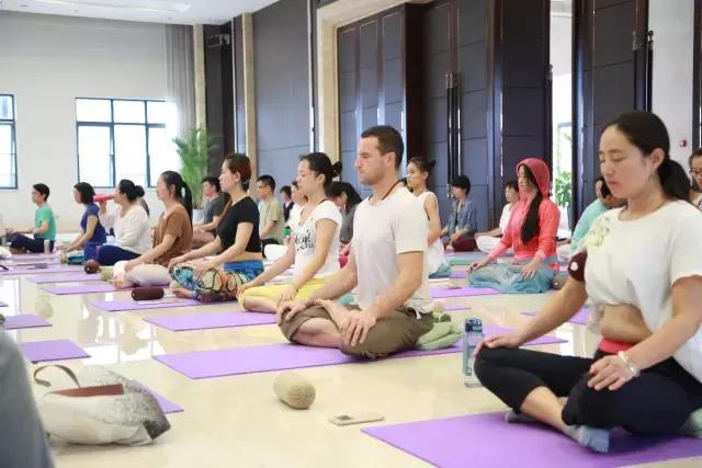 Tiwari masters of the city of qingshan yoga course