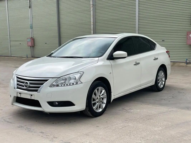 Ten years of hybrid fuel costs