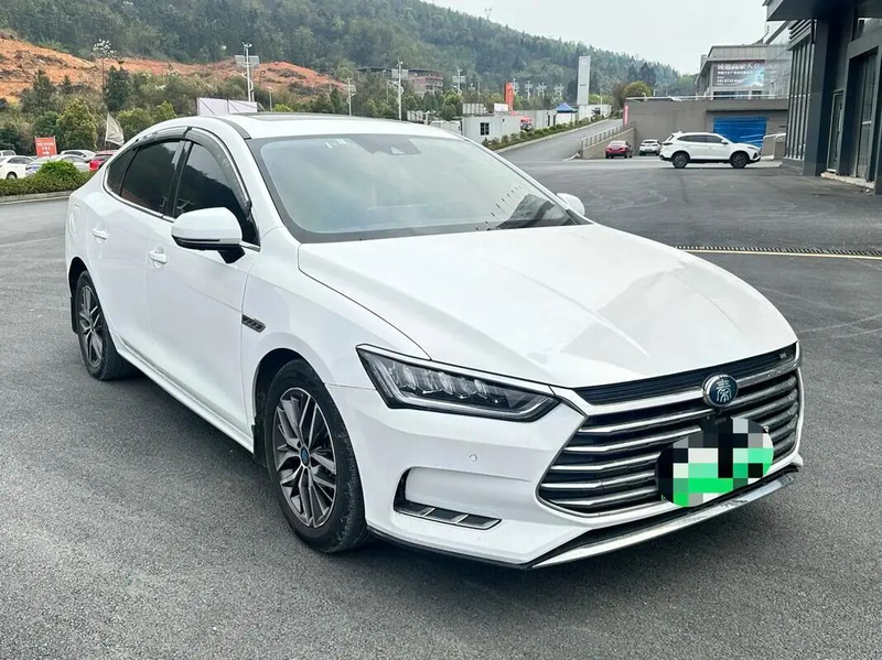 Ten years of hybrid fuel costs