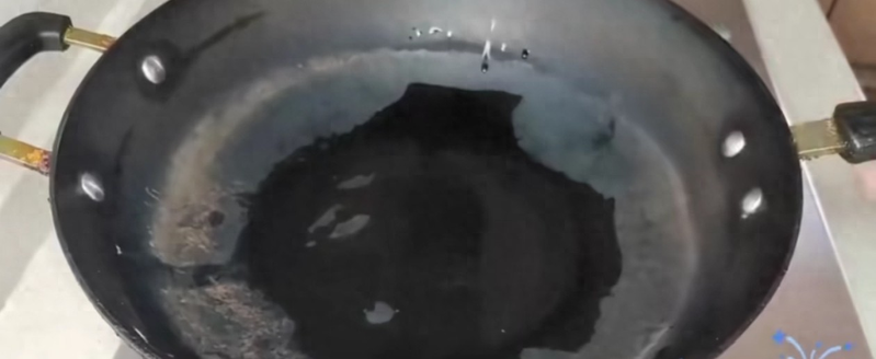 Iron pan rust prevention technique iron pot opening step four ways to prevent iron rust