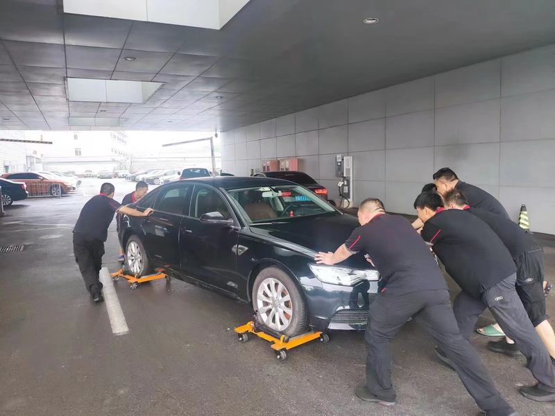 Car body prosthetics introduction to vehicle basic maintenance tools gold repair techniques